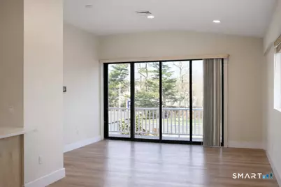 937 Post Road #3B, Fairfield, CT 06824 - Photo 4