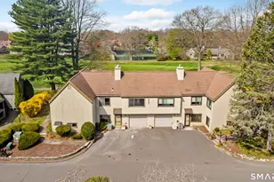 564 Pequot Ln, Stratford, CT 06614 - Photo 20