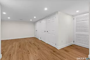 564 Pequot Ln, Stratford, CT 06614 - Photo 14