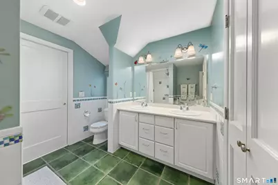 179 Lawrence Road, Fairfield, CT 06824 - Photo 24