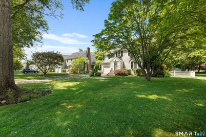 179 Lawrence Road, Fairfield, CT 06824 - Photo 32