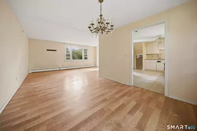 218 Woodland Avenue, Bloomfield, CT 06002 - Photo 14