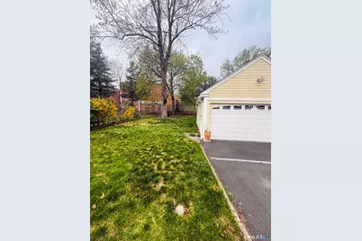 38 Grandview Avenue, Hamden, CT 06514 - Photo 4