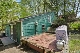 25 Oxford St, Bethel, CT 06801 - Photo 20