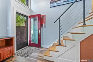 25 Oxford St, Bethel, CT 06801 - Photo 4