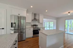 155 Colony St, Hamden, CT 06518 - Photo 14