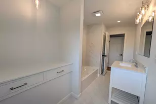155 Colony St, Hamden, CT 06518 - Photo 30