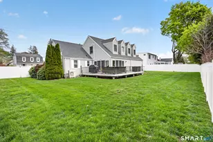 120 S Pine Creek Rd, Fairfield, CT 06824 - Photo 8