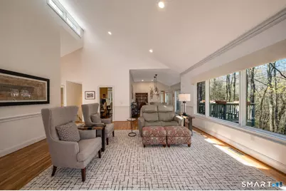 7 Shirecrest, Avon, CT 06001 - Photo 4
