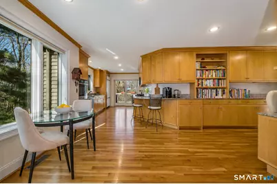 7 Shirecrest, Avon, CT 06001 - Photo 6