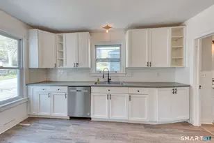 84 Jackson St, Torrington, CT 06790 - Photo 8