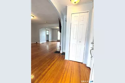 6-8 Vose Street, Ansonia, CT 06401 - Photo 16