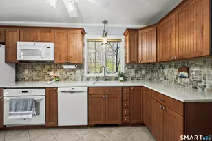 16 Burrows Hill Rd, Hebron, CT 06231 - Photo 10