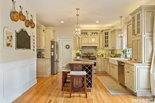 21 Fir Tree Dr N, Branford, CT 06405 - Photo 8