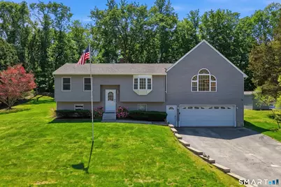 59 Oakwood Boulevard, Plainfield, CT 06374 - Photo 1
