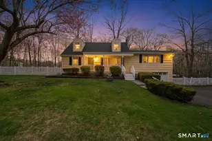 34 Lynn Dr, Monroe, CT 06468 - Photo 30