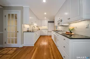 5 Boxwood Cir, Avon, CT 06001 - Photo 6