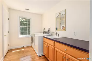 8 Rock Ridge Ct, New Fairfield, CT 06812 - Photo 22