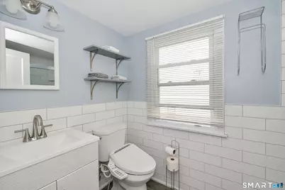35 Sequin Street, Hartford, CT 06106 - Photo 16