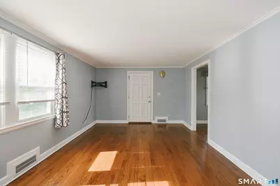 35 Sequin Street, Hartford, CT 06106 - Photo 4