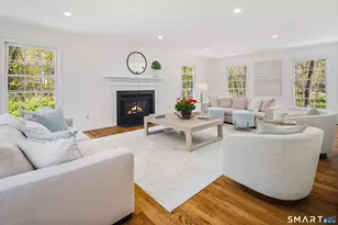 171 Proprietors Crossing, New Canaan, CT 06840 - Photo 6