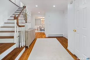 171 Proprietors Crossing, New Canaan, CT 06840 - Photo 4
