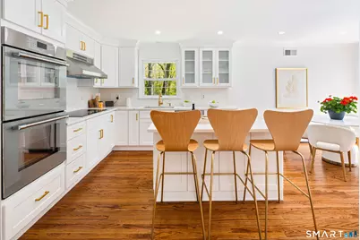 171 Proprietors Crossing, New Canaan, CT 06840 - Photo 10