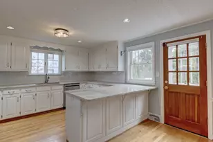 62 Butternut Cir, Wethersfield, CT 06109 - Photo 4