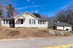140 West St, Columbia, CT 06237 - Photo 2