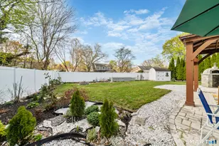 121 Ravencrest Dr, Stratford, CT 06614 - Photo 32