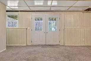 11 Cottage Ln, East Lyme, CT 06357 - Photo 26