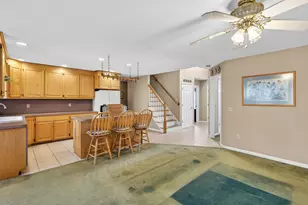 11 Cottage Ln, East Lyme, CT 06357 - Photo 10
