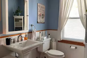 107 Phillips St, Waterford, CT 06385 - Photo 6