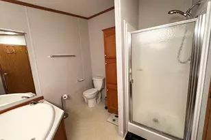 11 Circle Dr, Windham, CT 06256 - Photo 8