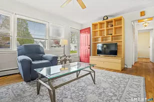 40 Compass Ln, West Haven, CT 06516 - Photo 4