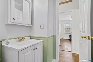 40 Compass Ln, West Haven, CT 06516 - Photo 18
