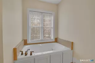 30 Beacon Hill Dr, Mansfield, CT 06268 - Photo 18