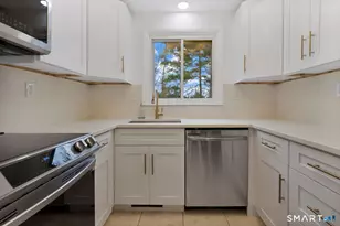 92 Spring Ln, Suffield, CT 06078 - Photo 14