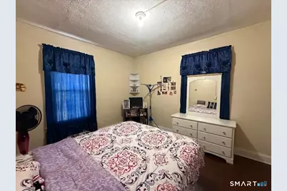 94-96 Hillside Avenue, Hartford, CT 06106 - Photo 6