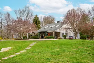 58 Woodchuck Ln, Ridgefield, CT 06877 - Photo 2