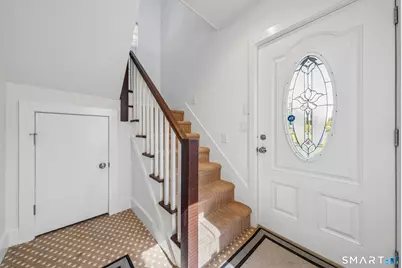 10 Wells Avenue #A, Stamford, CT 06902 - Photo 2