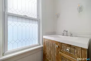 37 Harriet St, Norwalk, CT 06851 - Photo 32