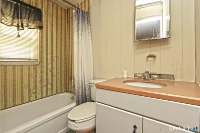 25 Catherine Street, West Haven, CT 06516 - Photo 22