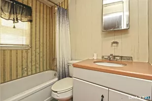 25 Catherine St, West Haven, CT 06516 - Photo 22