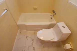 16 Church St, East Haven, CT 06512 - Photo 8