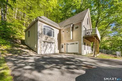 960 Thorpe Avenue, Meriden, CT 06450 - Photo 2