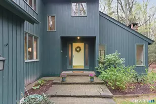 37 Tall Wood Holw, Avon, CT 06001 - Photo 2
