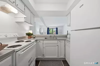 500 Darling Street #11Q, Southington, CT 06489 - Photo 14