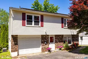 118 Norton St, Waterbury, CT 06708 - Photo 2