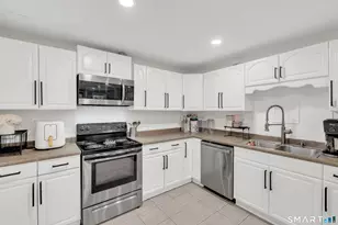 30 Stoneycrest Dr, Meriden, CT 06450 - Photo 32